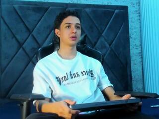 Ethan Lowell webcam model stream image