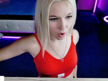 NaomiHita webcam model stream image