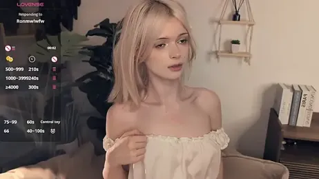 LaureMestler webcam model stream image