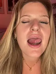 Ellieblessom webcam model stream image