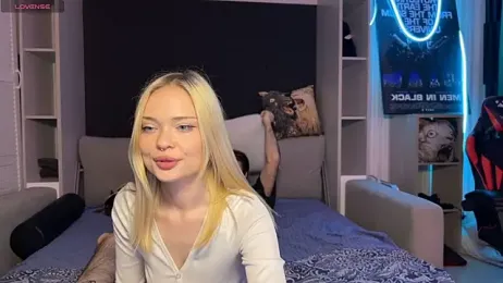 dollfromvenus webcam model stream image