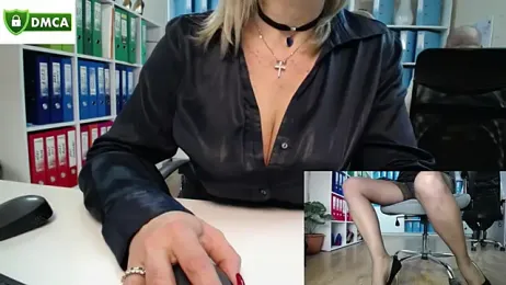 secret-office webcam model stream image