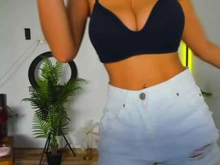 awesome-jolie webcam model stream image