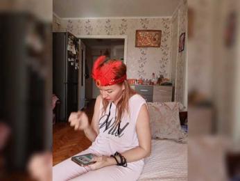 -NeZabudka webcam bongacams model stream image