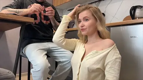 Adelovenick webcam model stream image