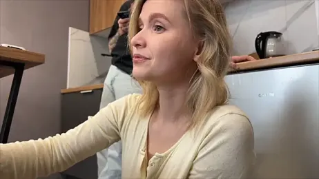 Adelovenick webcam model stream image