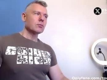 tomfoxcam webcam chaturbate model stream image