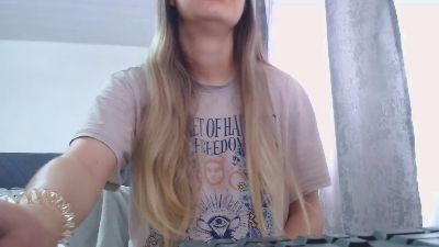 Amedeia webcam model stream image