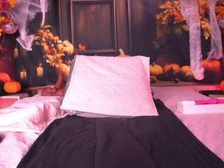 zoe-12 webcam camsoda model stream image