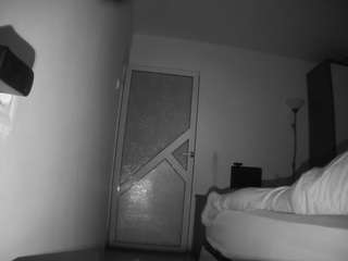 voyeurcam-charmhellen-kitchen webcam camsoda model stream image