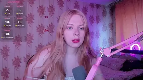 Cutie_Bambi webcam stripchat model stream image
