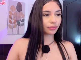 sara-core webcam model stream image