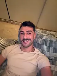 Aliiiix webcam model stream image