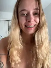 enjoy_my_beauty webcam model stream image