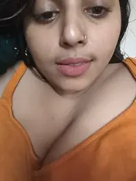 Cute-Simmi69 webcam stripchat model stream image