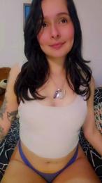 Roxannepiggy webcam cam4 model stream image