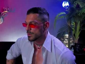 dennis_cox_ webcam model stream image