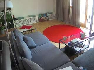 voyeurcam-julmodels-living-4 webcam model stream image