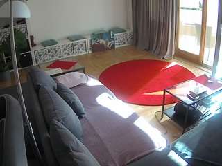 voyeurcam-julmodels-living-4 webcam model stream image