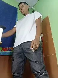 romeohotpig webcam model stream image