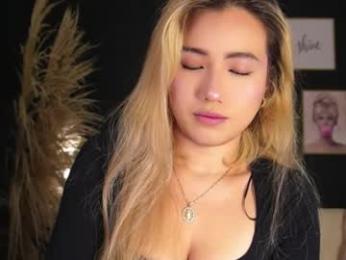 isa_cortes_ webcam chaturbate model stream image