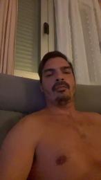 luis00es webcam model stream image