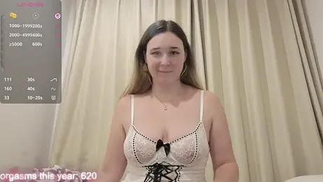 MaryHillx webcam model stream image