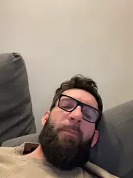 Michel_huge webcam model stream image