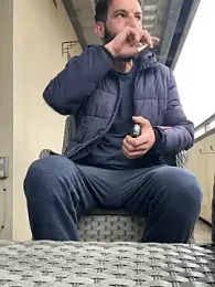 Michel_huge webcam model stream image