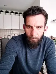 Michel_huge webcam model stream image