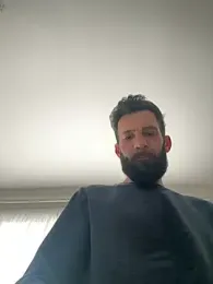 Michel_huge webcam model stream image