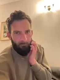 Michel_huge webcam model stream image