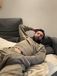 Michel_huge webcam model stream image