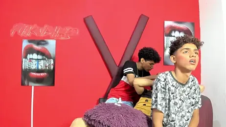 VERY_HOT_GUYS webcam model stream image