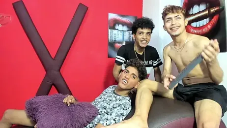 VERY_HOT_GUYS webcam model stream image