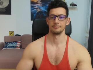 Brutus K webcam flirt4free model stream image