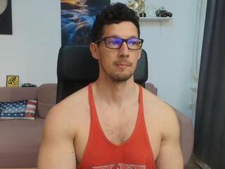 Brutus K webcam flirt4free model stream image