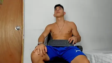 andrew_rose_ webcam model stream image