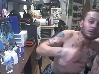 CloudDadddyyy webcam model stream image