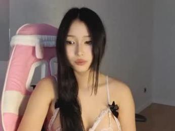 yenii_mai webcam chaturbate model stream image