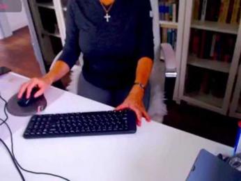 _Angelina_ webcam model stream image