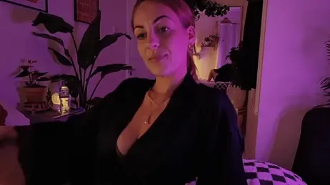 Edenfox- webcam stripchat model stream image