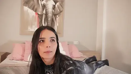 Raychell_Black webcam model stream image