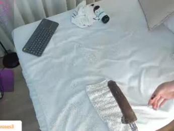 angiee_roses webcam model stream image