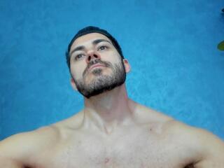 Cutler Q webcam model stream image