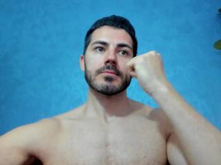 Cutler Q webcam model stream image