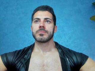 Cutler Q webcam model stream image