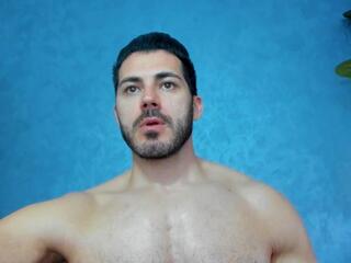 Cutler Q webcam model stream image