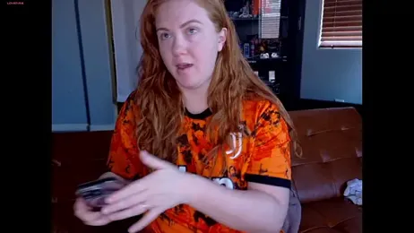 Scarlettredff webcam model stream image