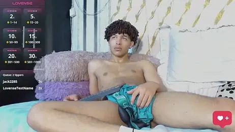 ian_smith_ webcam model stream image